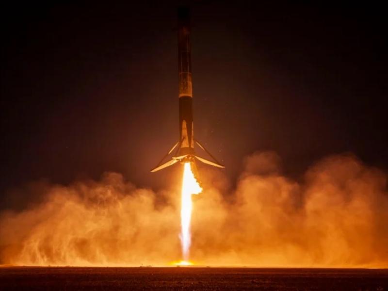 Space X - Falcon 9 opskydning