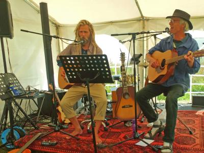 Odder von Clodder med Tordenskjold og De Modige Fugle. 